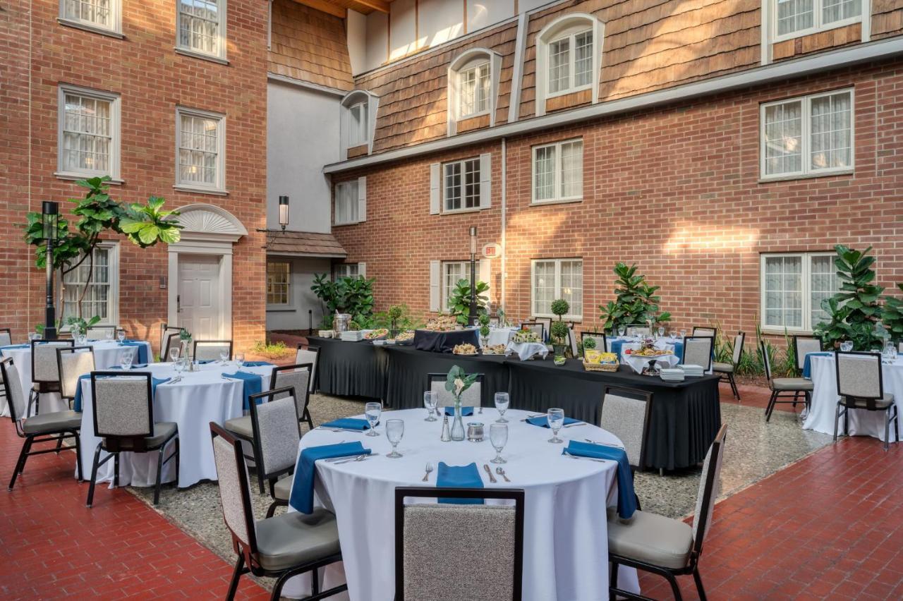 Crowne Plaza Albany - The Desmond Hotel Exterior foto